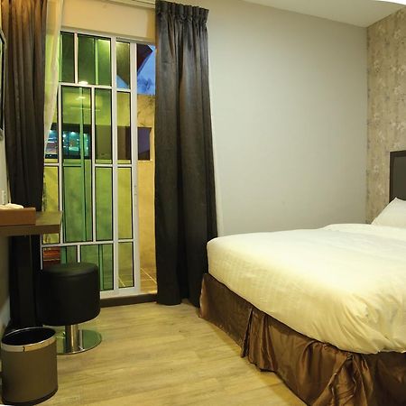 Eatern Hotel Batam Kültér fotó