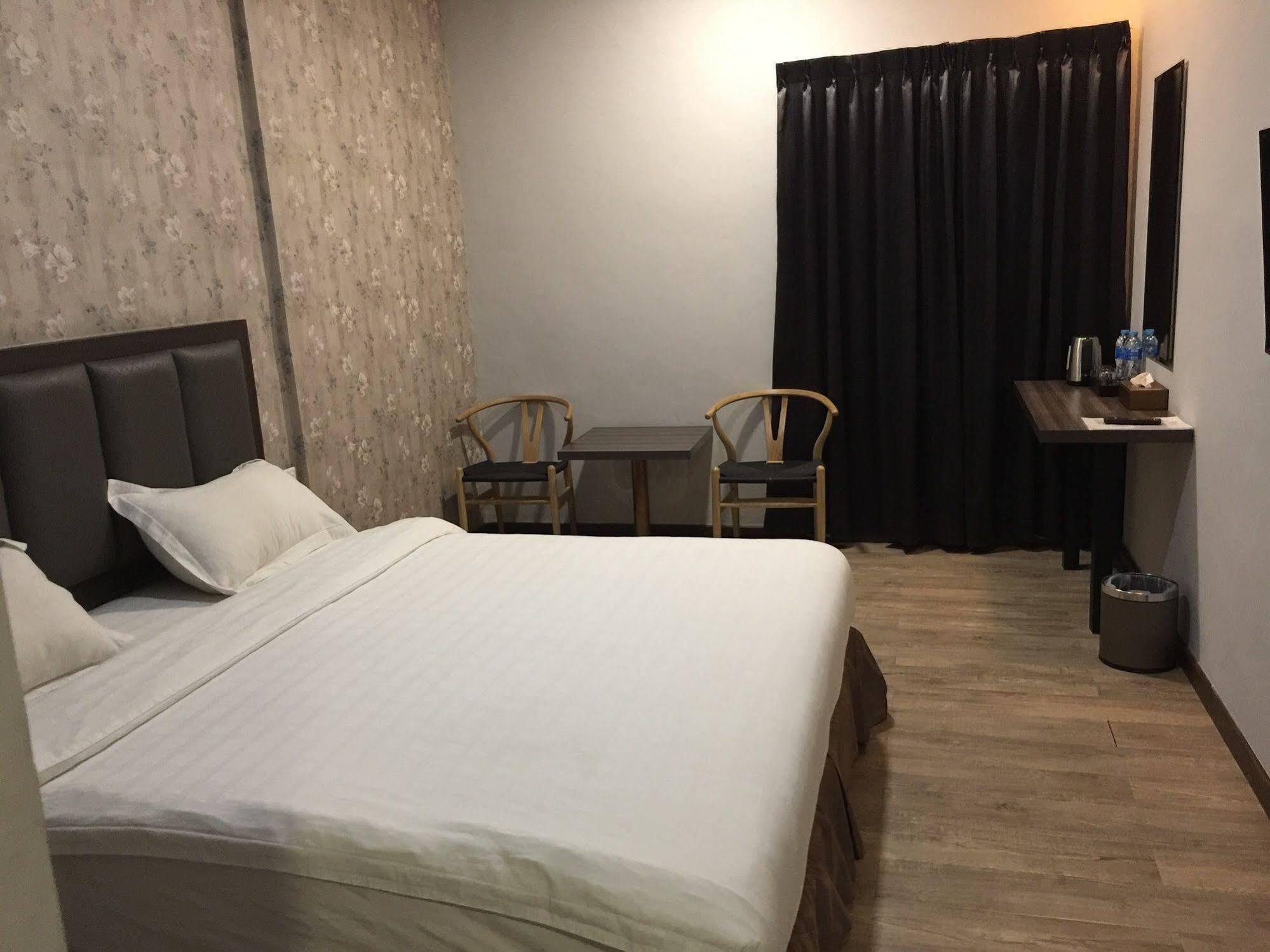 Eatern Hotel Batam Kültér fotó