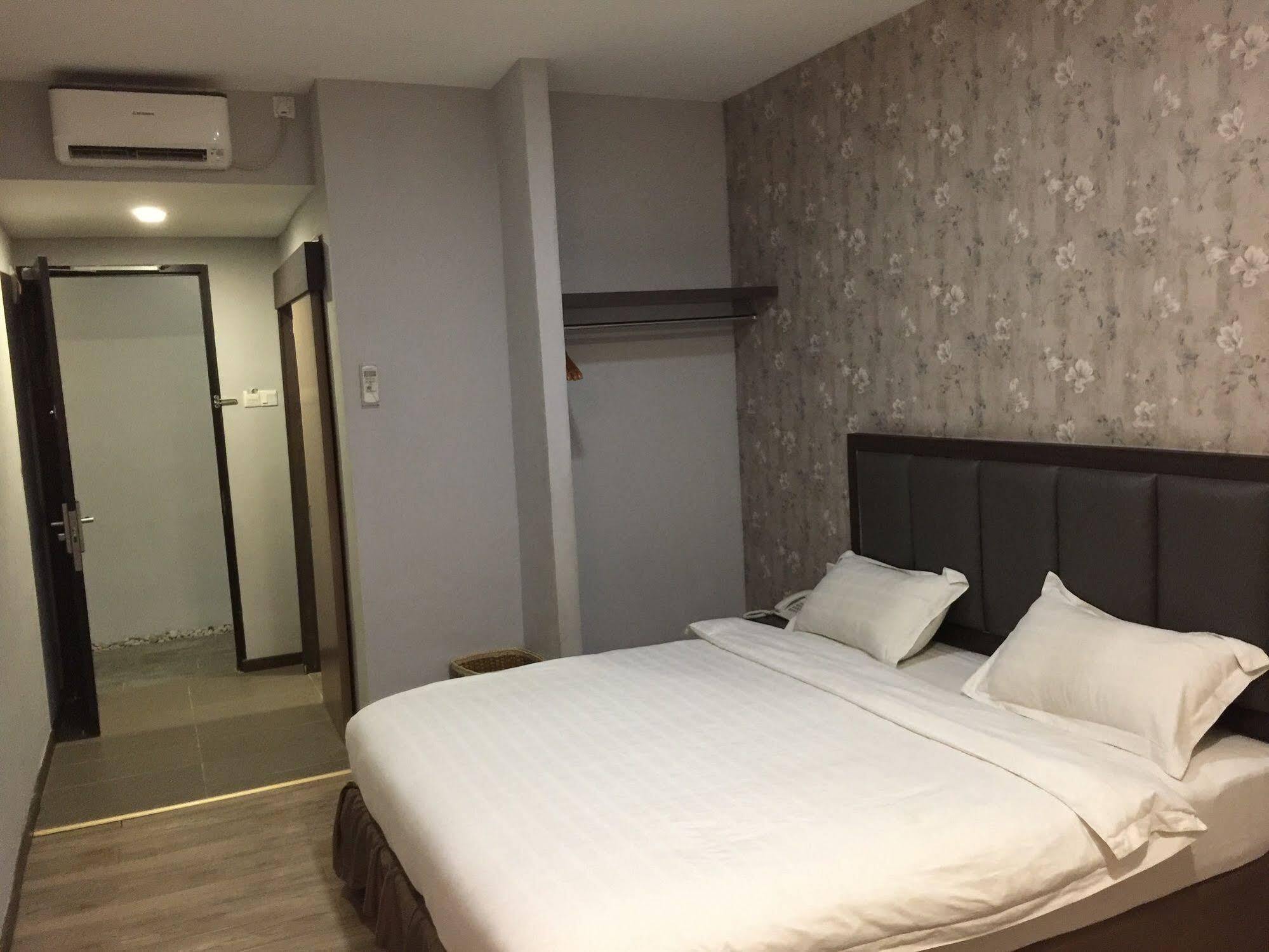 Eatern Hotel Batam Kültér fotó